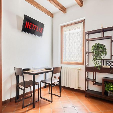 Apartamento Il Lusso Della Semplicita Plasencia Exterior foto